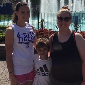 Meet your Posher, Joy